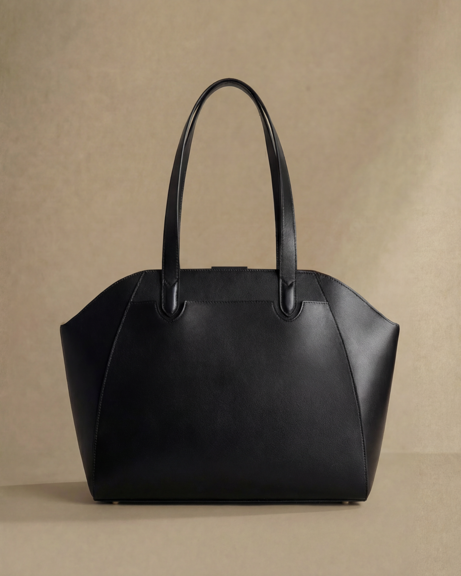 The Fiora Tote | Jet Black