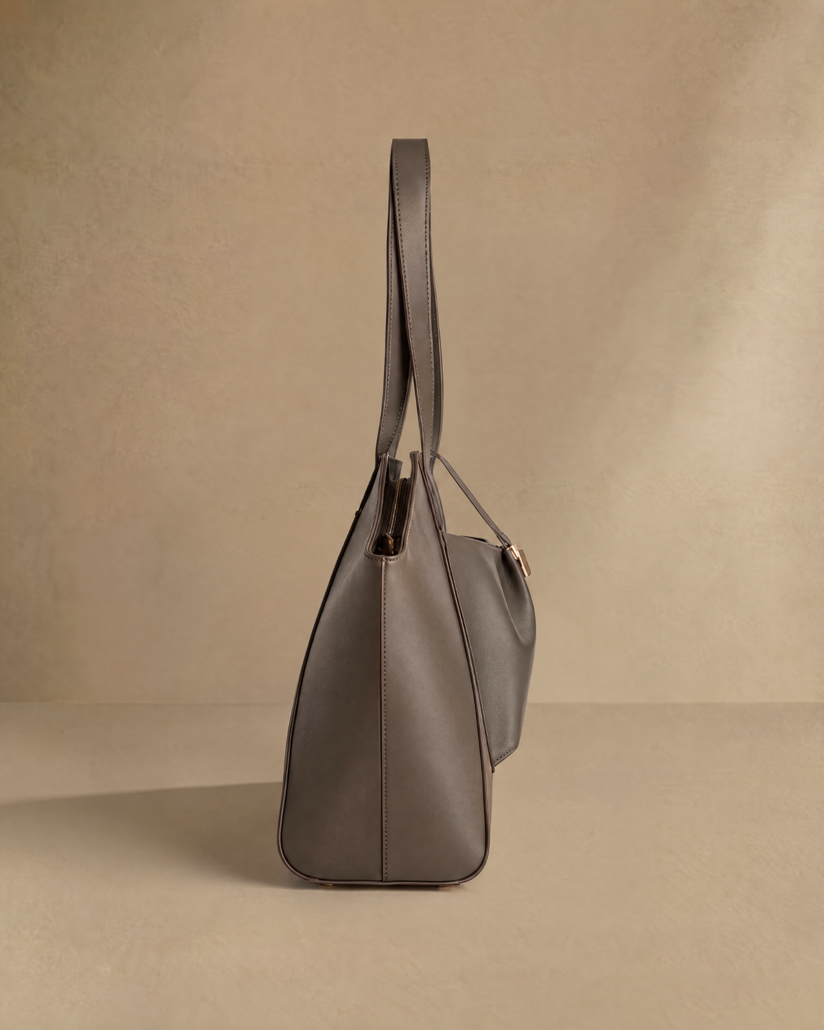 The Fiora Tote Travel Edition | Taupe