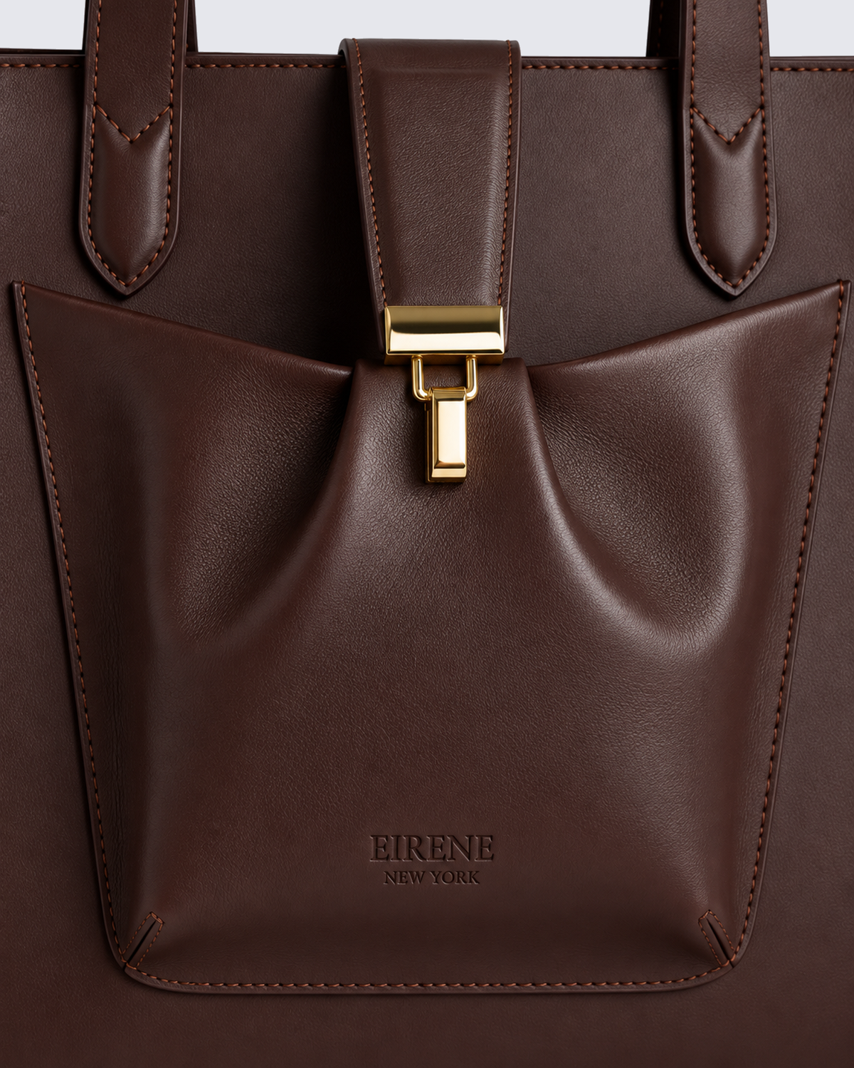 The Fiora Tote Travel Edition in Dark Brown, detail